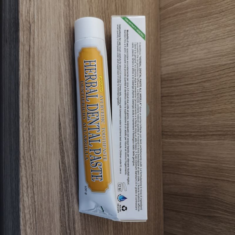 DENTIFRICIO ALLA ARGILLA