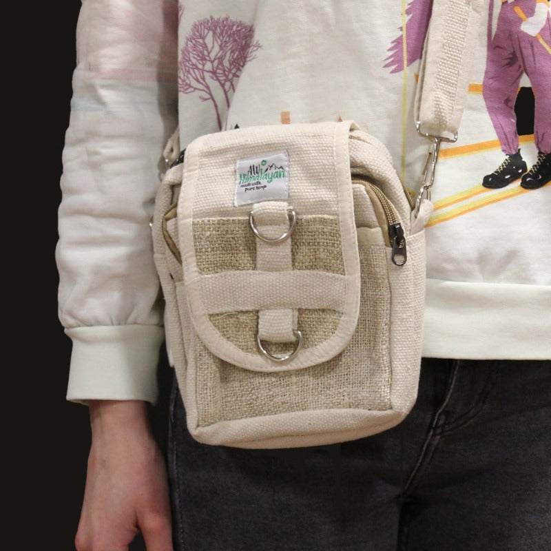 Borsello in Canapa e Cotone con 2 settori con zip e 2 tasche