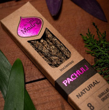 Incenso a bastoncino fatto a mano al Patchouli