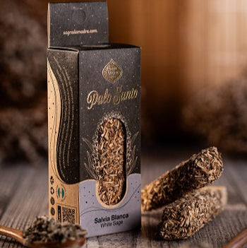 Legnetto di Palo Santo ricoperto con polvere di Salvia Bianca