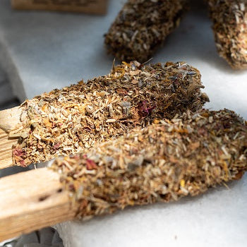 Legnetto di Palo Santo ricoperto con Miscela alle Erbe