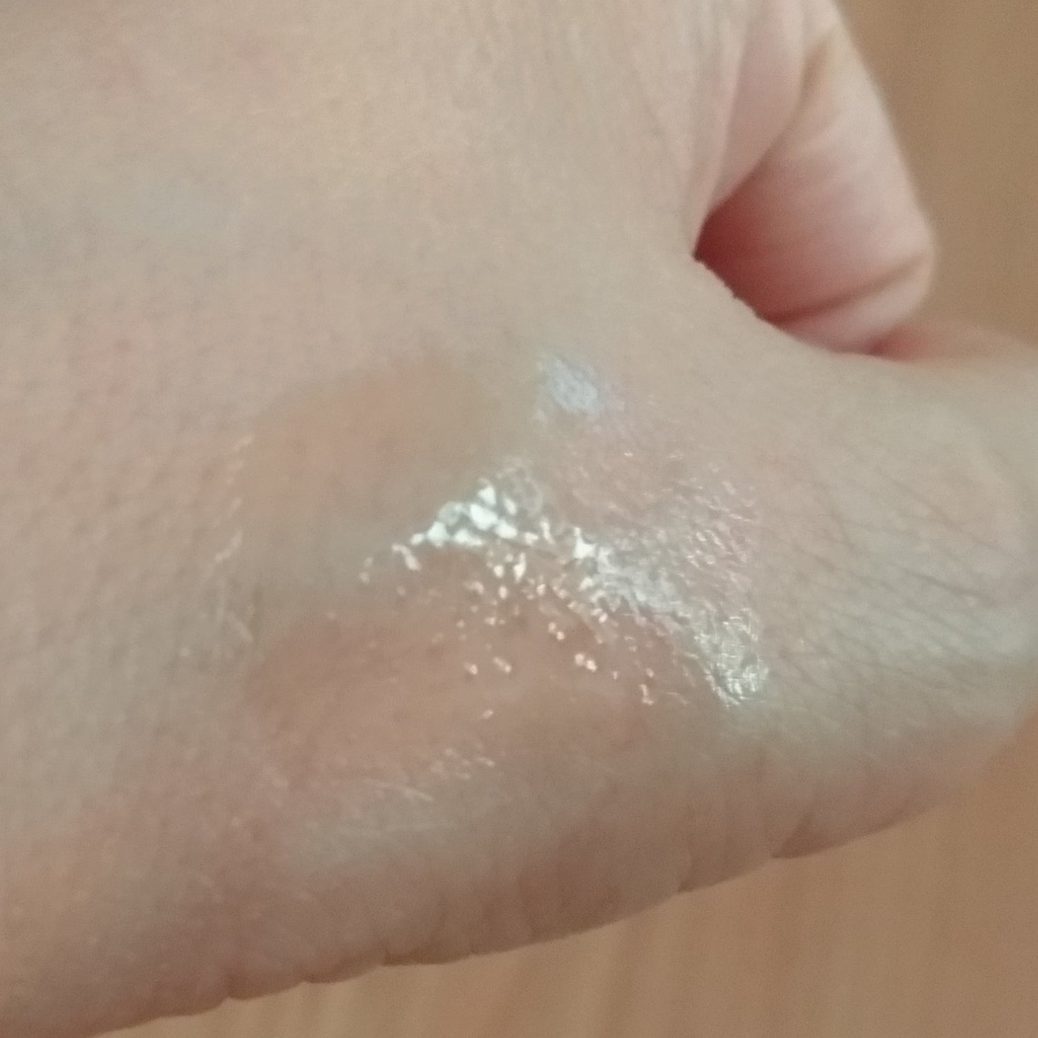 LIP GLAZE SERUM